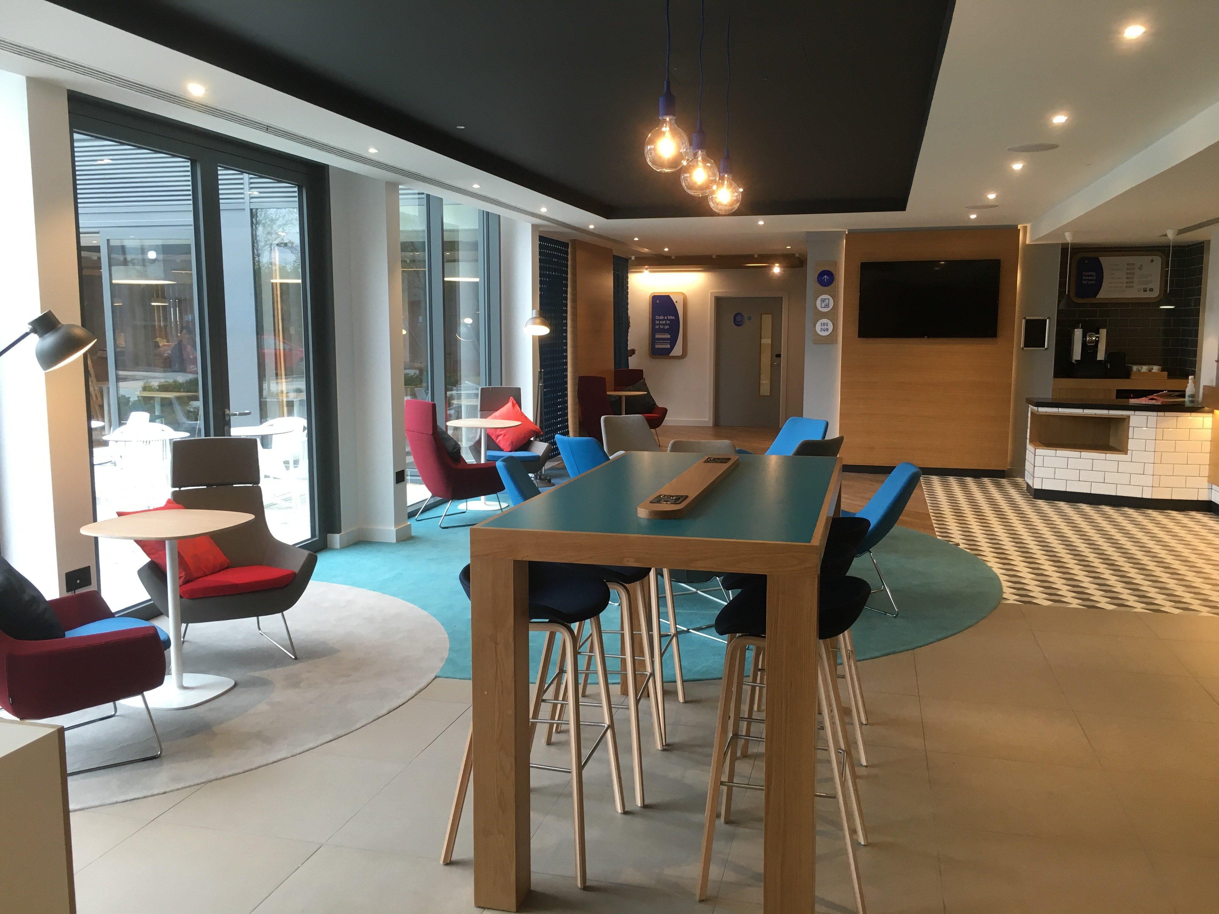 Holiday Inn Express St. Albans - M25, Jct.22 St Albans Eksteriør bilde